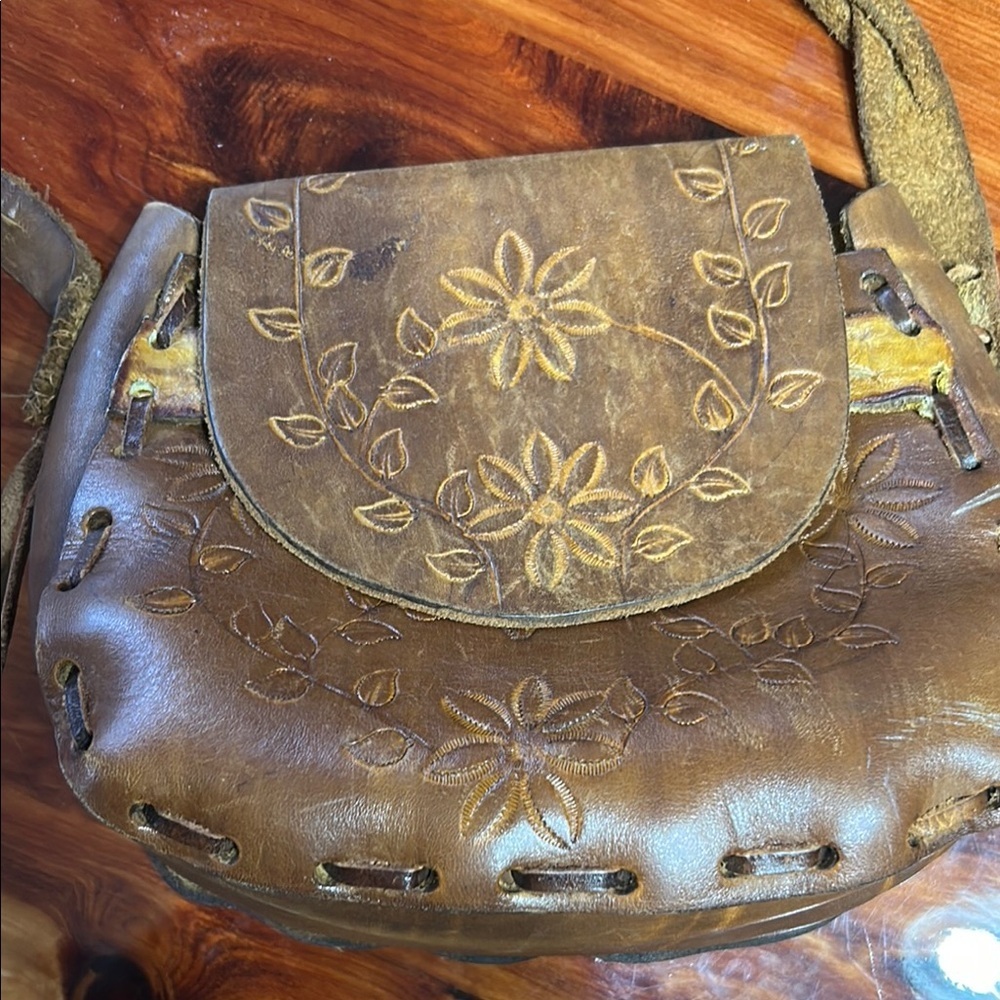 Brown Leather Floral Embossed Bag - Picture 2 of 11